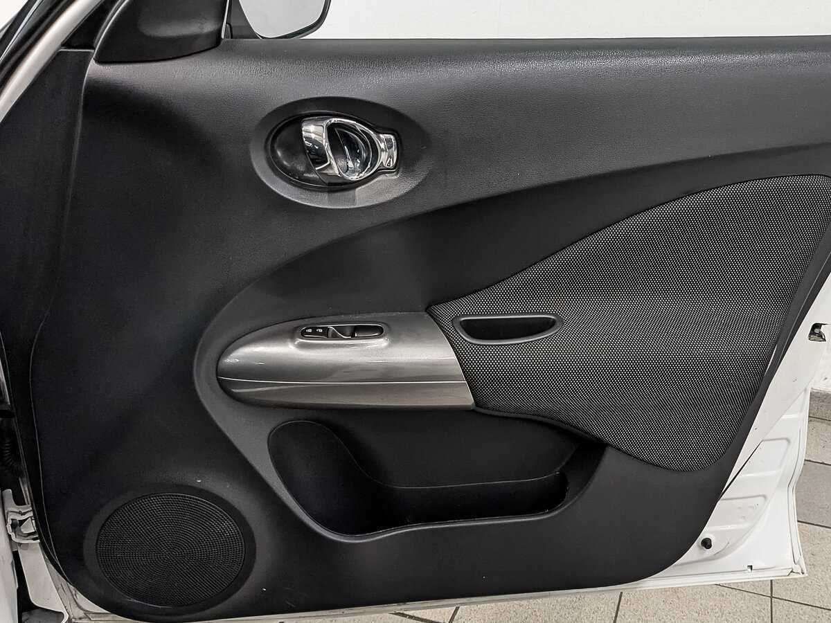 Nissan Juke б/у, 2014, Механическая. Фото: #24