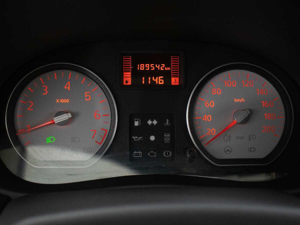 Renault Sandero б/у, 2013, Механическая. Фото: #8