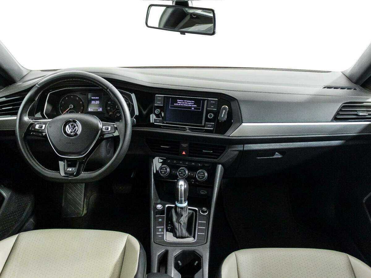 Volkswagen Jetta б/у, 2018, Автоматическая. Фото: #12