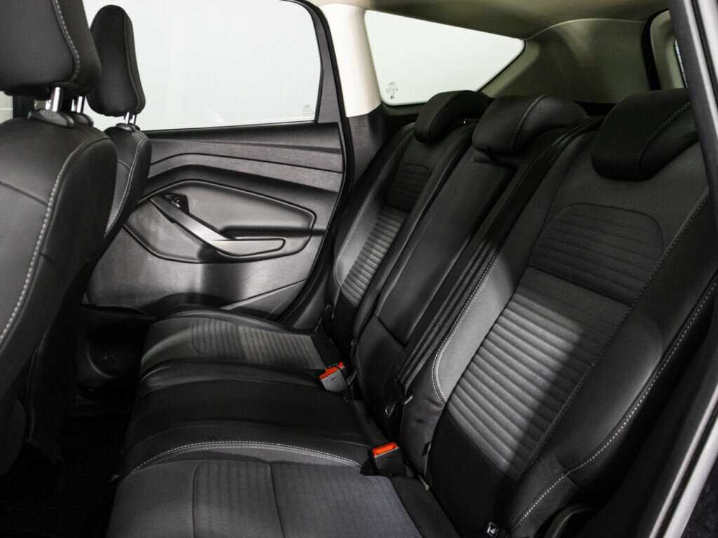 Ford Kuga б/у, 2017, Автоматическая. Фото: #9