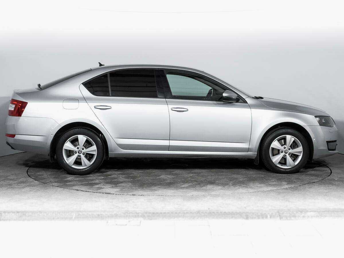 Skoda Octavia б/у, 2013, Роботизированная. Фото: #3