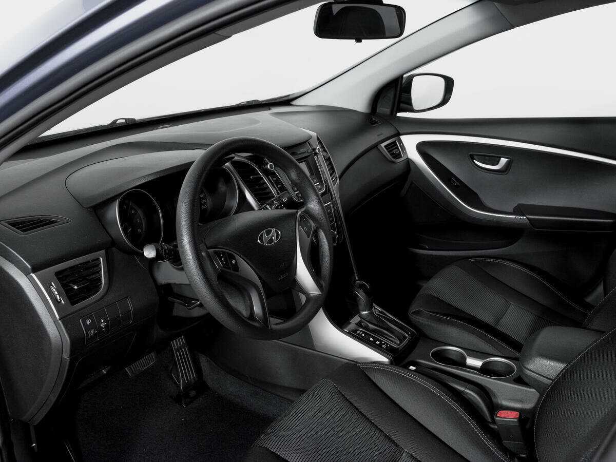 Hyundai i30 б/у, 2014, Автоматическая. Фото: #14