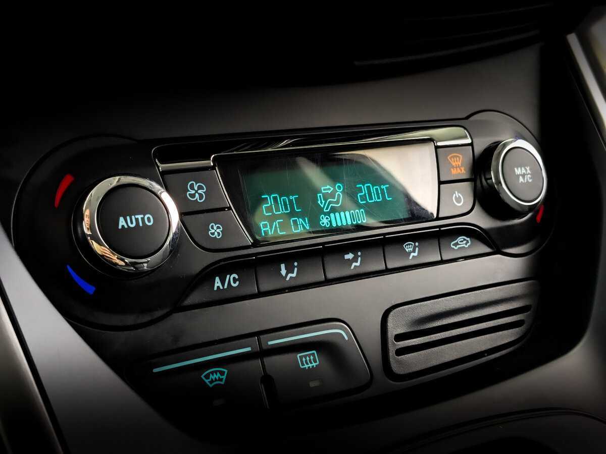 Ford Kuga б/у, 2016, Автоматическая. Фото: #20