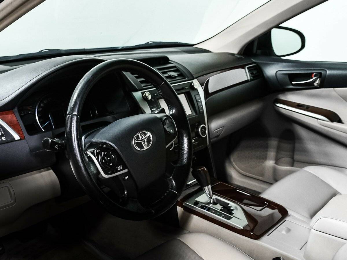 Toyota Camry б/у, 2012, Автоматическая. Фото: #11