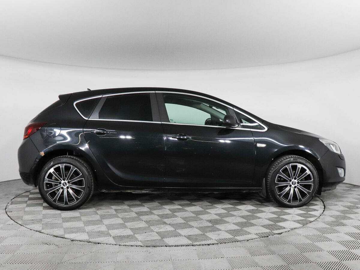 Opel Astra б/у, 2012, Автоматическая. Фото: #3
