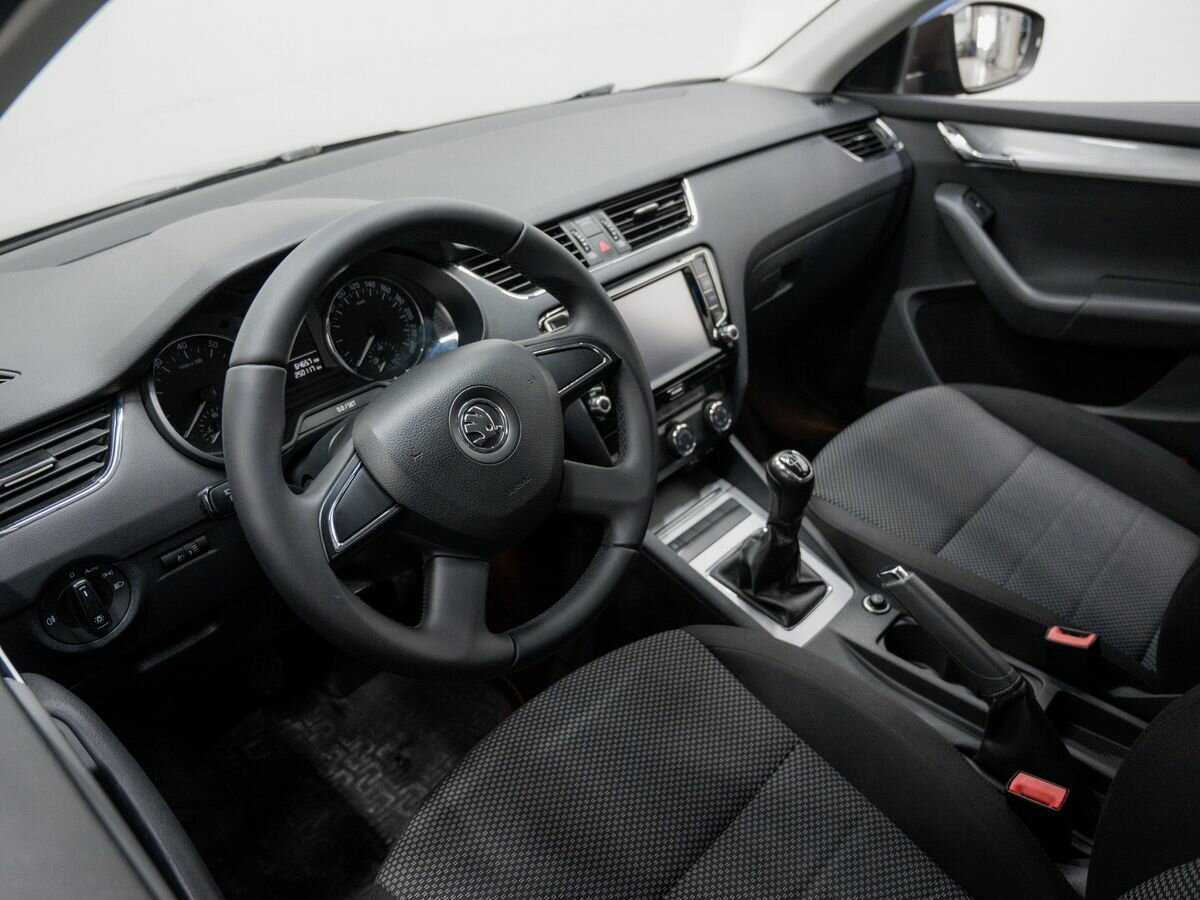 Skoda Octavia б/у, 2013, Механическая. Фото: #12