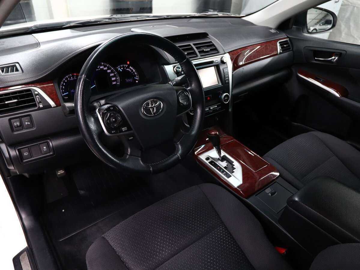 Toyota Camry б/у, 2013, Автоматическая. Фото: #8