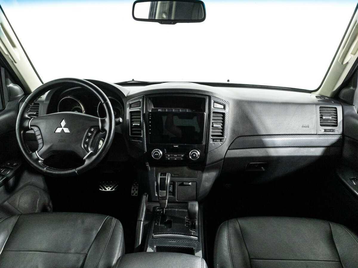 Mitsubishi Pajero б/у, 2014, Автоматическая. Фото: #12