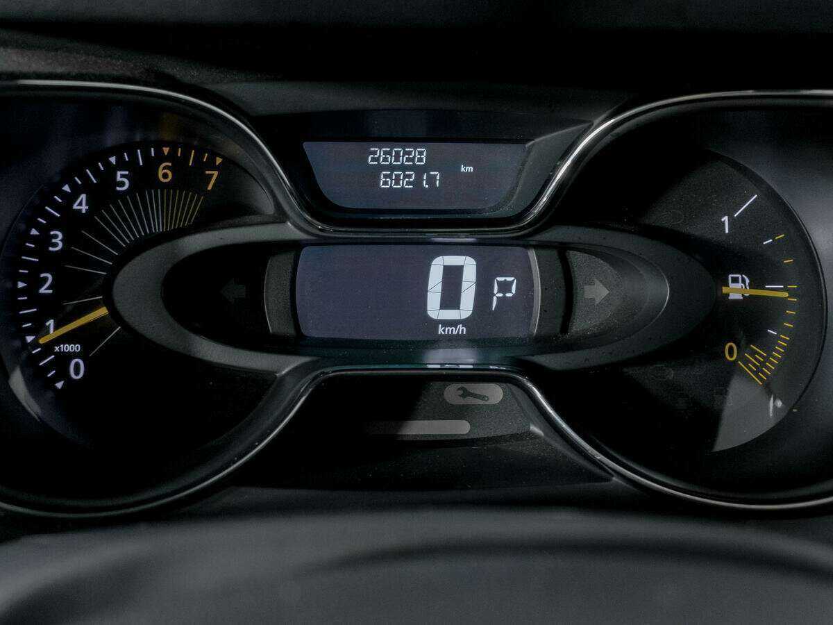 Renault Kaptur б/у, 2016, Автоматическая. Фото: #10