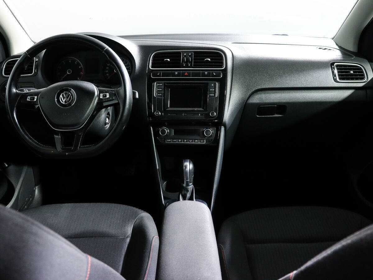 Volkswagen Polo б/у, 2017, Автоматическая. Фото: #11