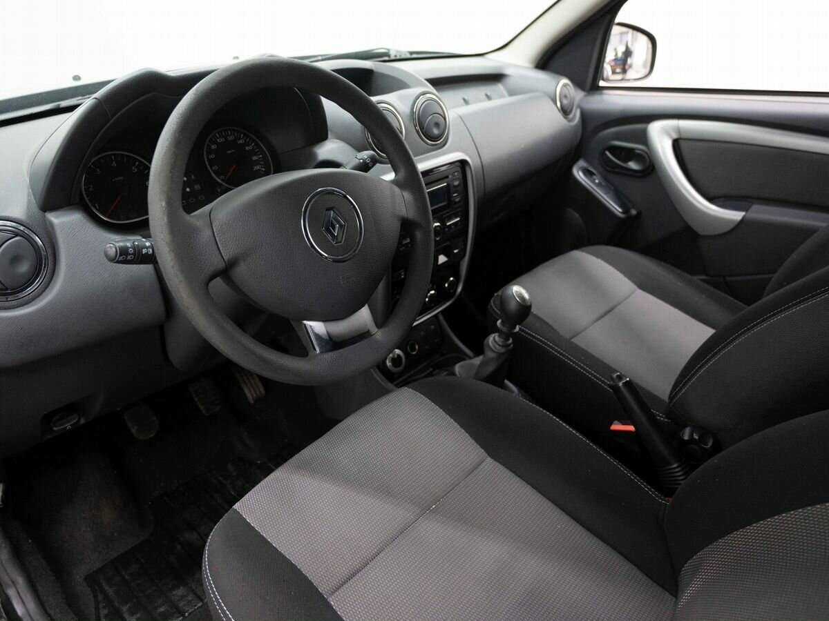 Renault Duster б/у, 2013, Механическая. Фото: #6