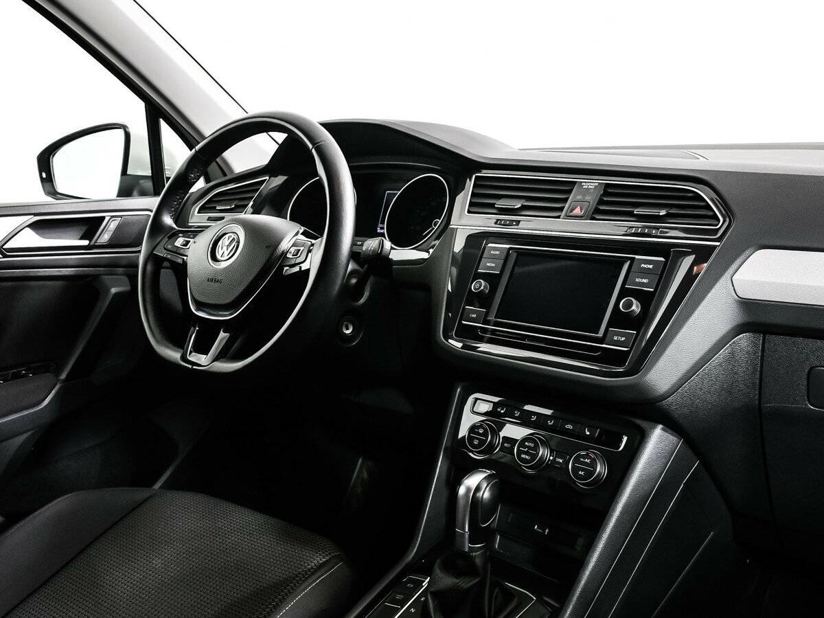 Volkswagen Tiguan б/у, 2018, Роботизированная. Фото: #8