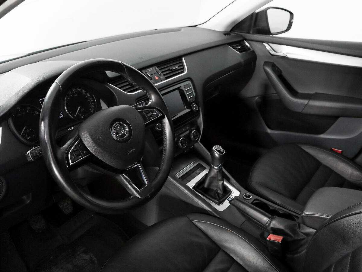 Skoda Octavia б/у, 2013, Механическая. Фото: #8