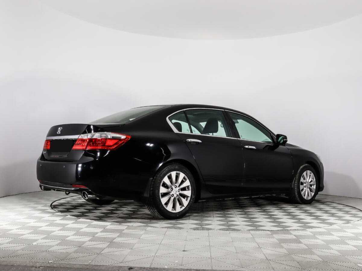 Honda Accord б/у, 2013, Автоматическая. Фото: #4