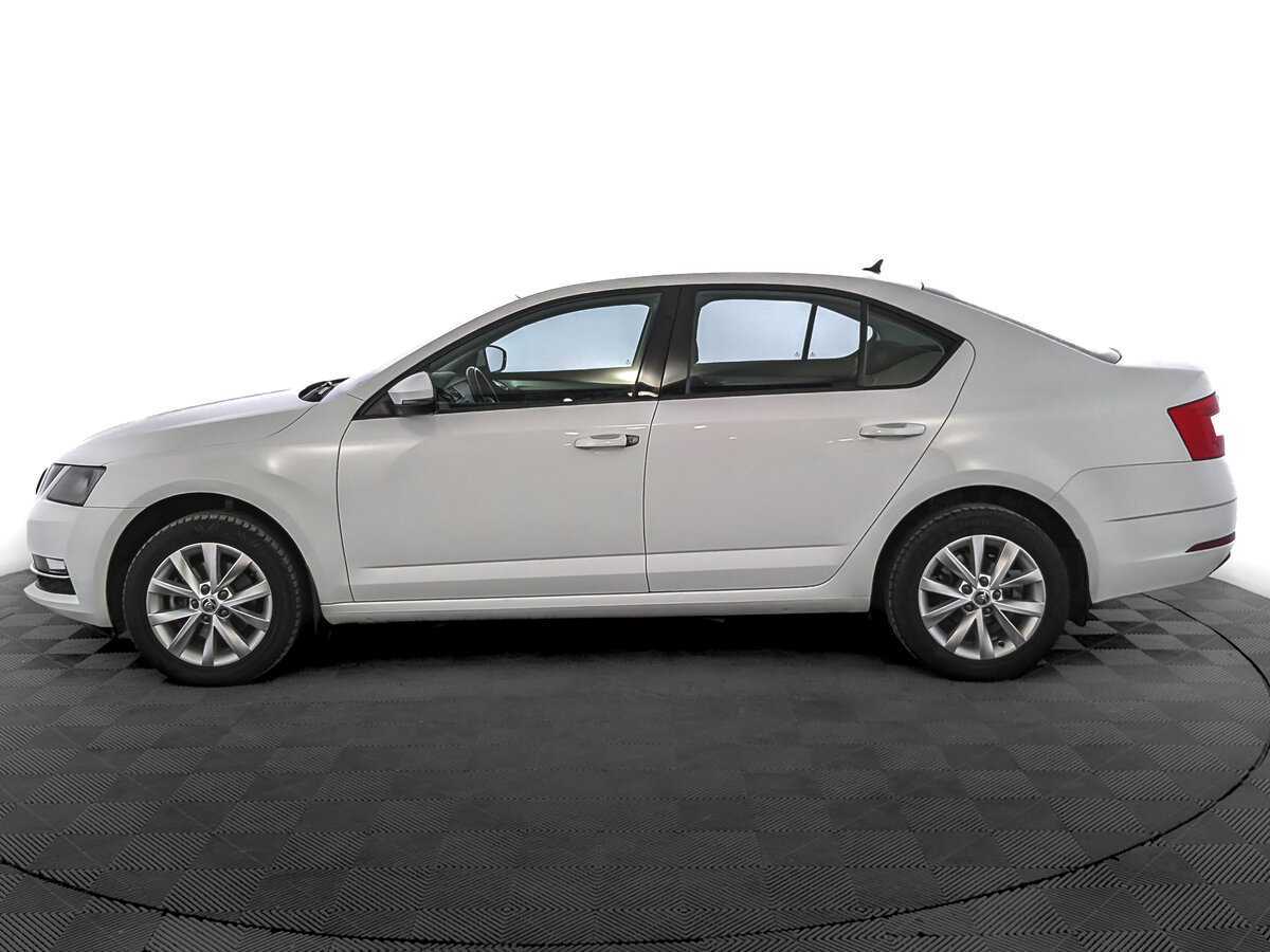 Skoda Octavia б/у, 2019, Механическая. Фото: #7