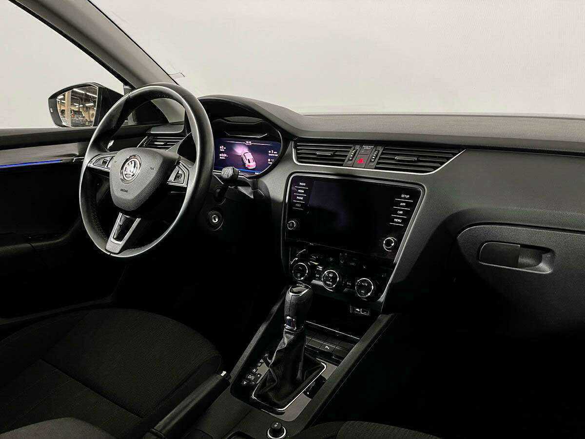Skoda Octavia б/у, 2018, Роботизированная. Фото: #8