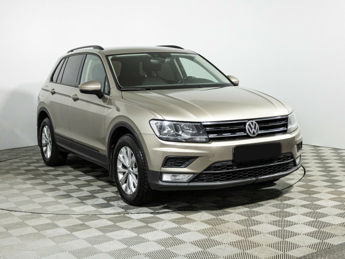 Volkswagen Tiguan б/у, 2017, Роботизированная. Фото: #2