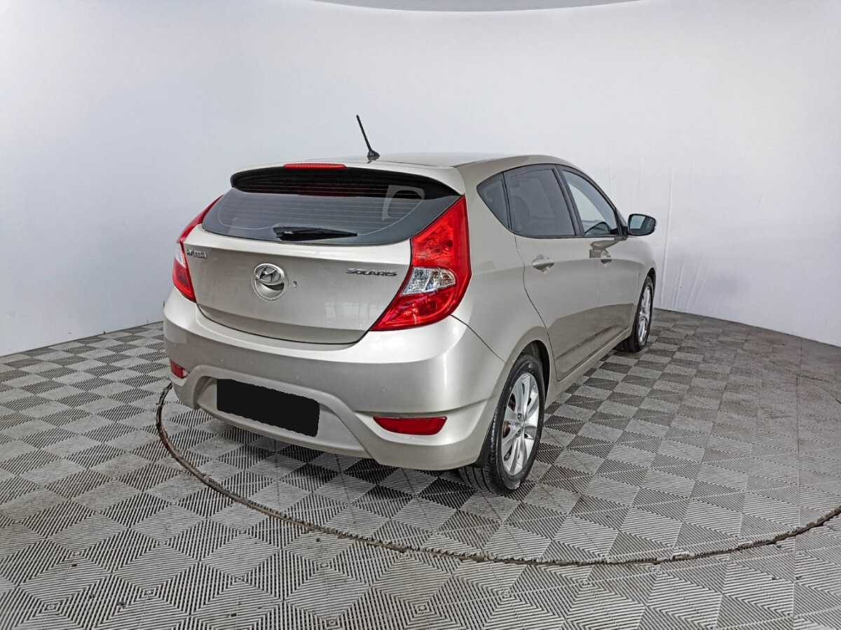 Hyundai Solaris б/у, 2012, Автоматическая. Фото: #4
