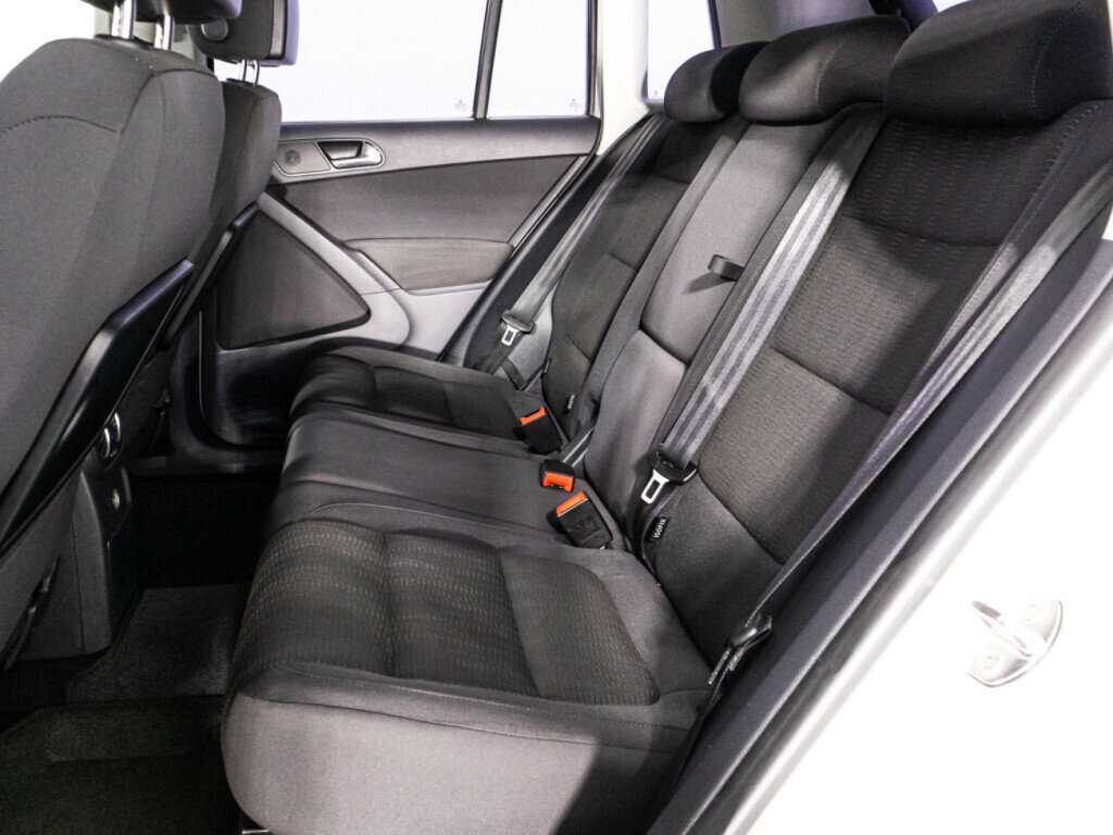 Volkswagen Tiguan б/у, 2012, Автоматическая. Фото: #9
