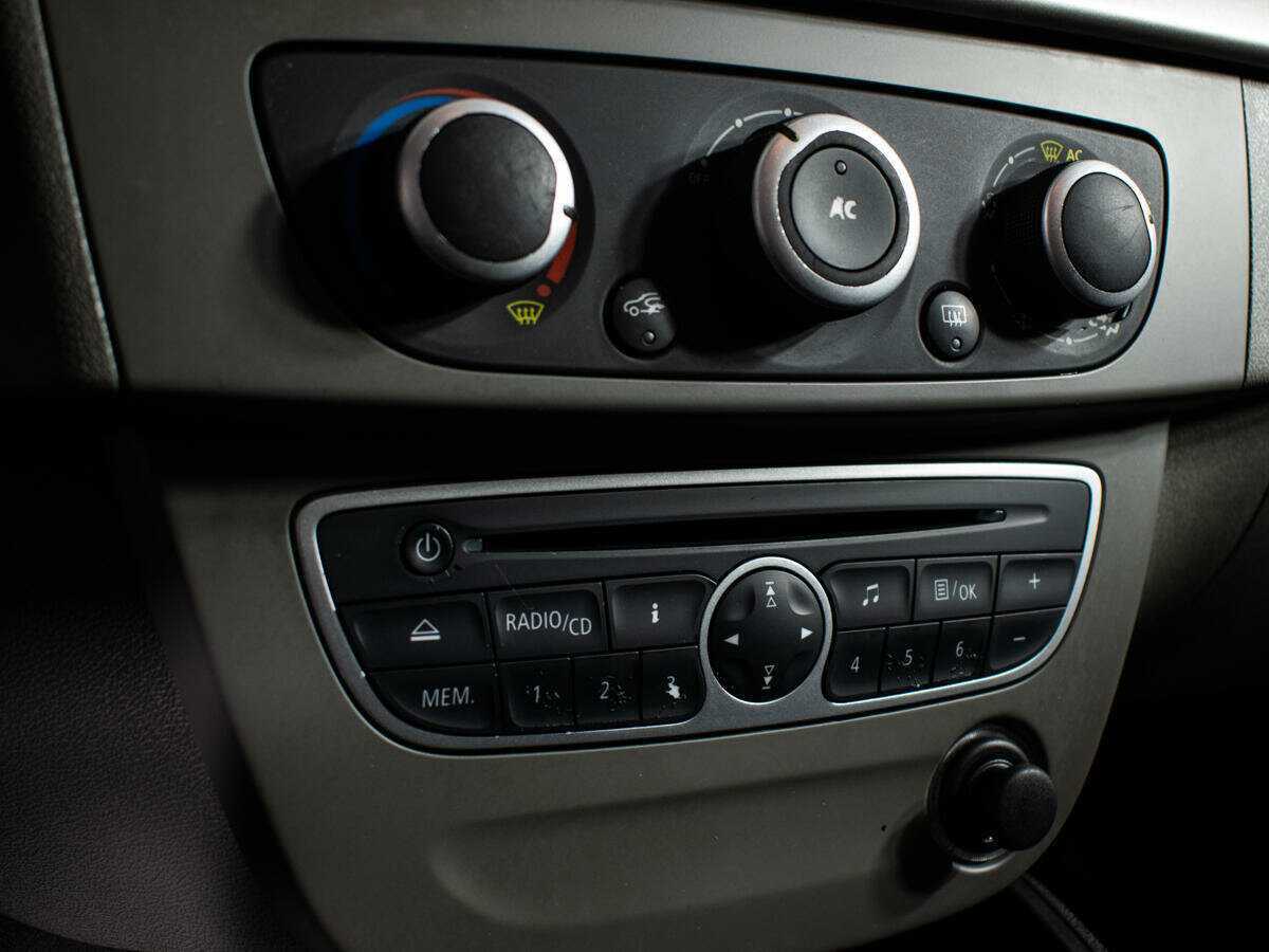 Renault Megane б/у, 2012, Механическая. Фото: #11