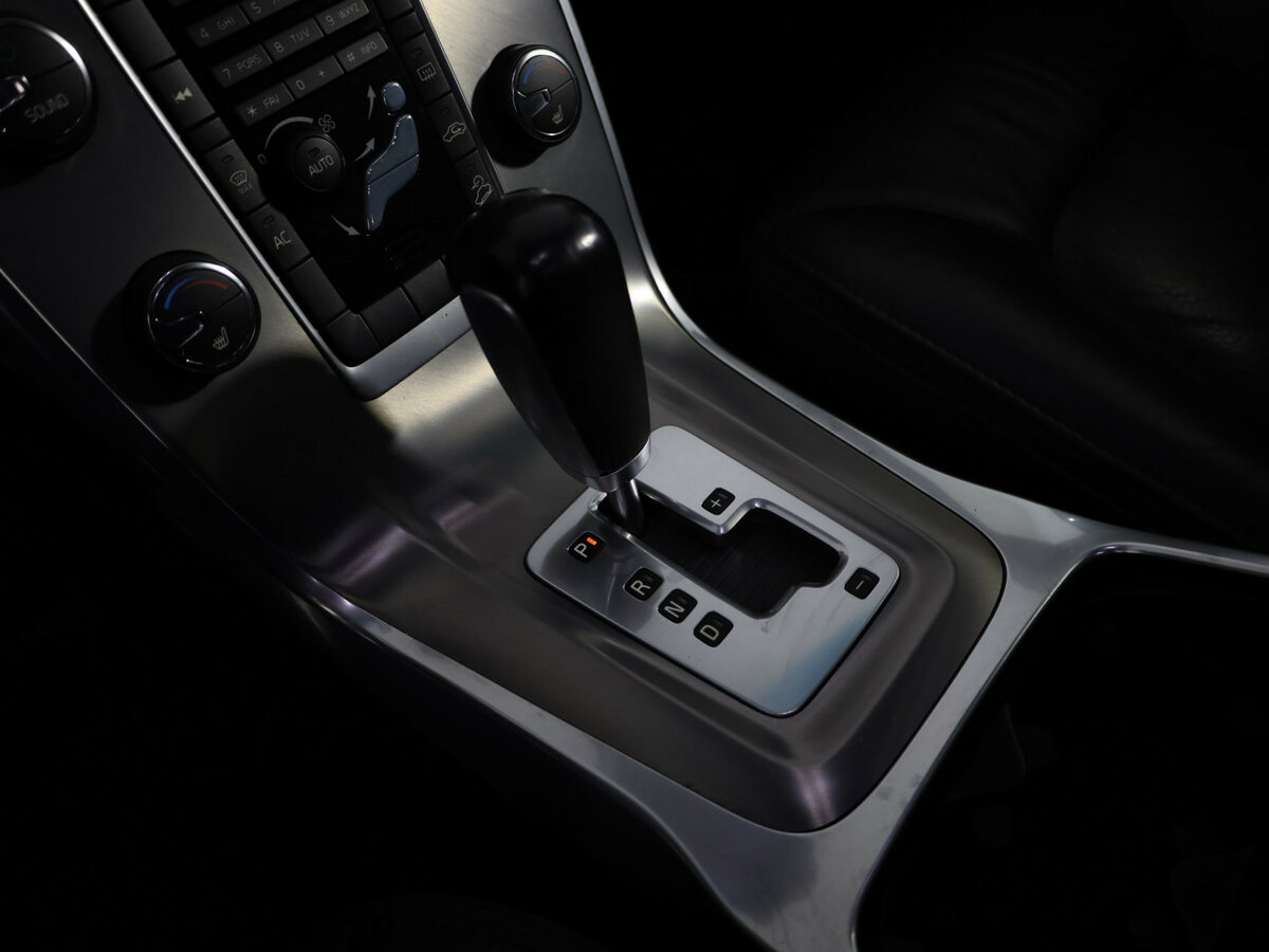 Volvo XC70 б/у, 2012, Автоматическая. Фото: #18