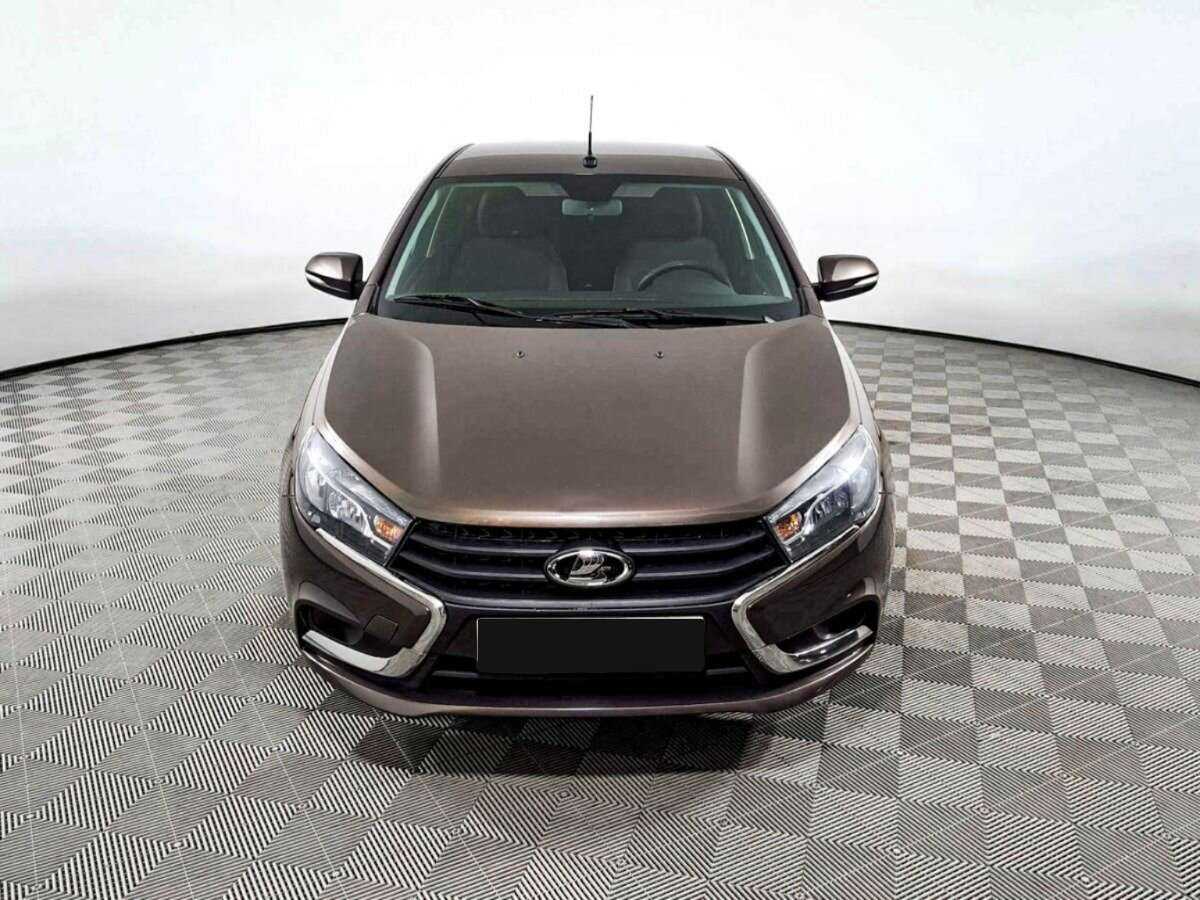 Lada (ВАЗ) Vesta б/у, 2018, Механическая. Фото: #1