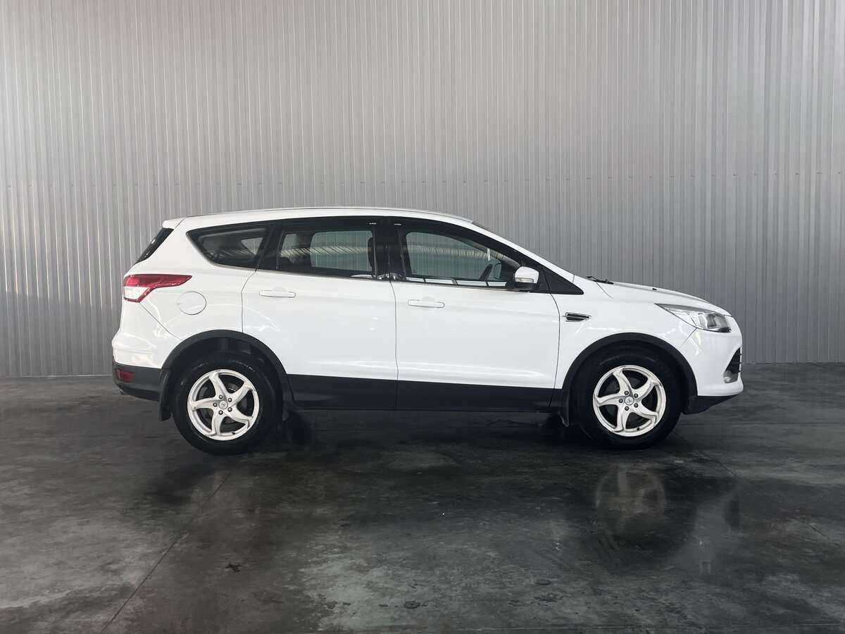Ford Kuga б/у, 2015, Автоматическая. Фото: #3