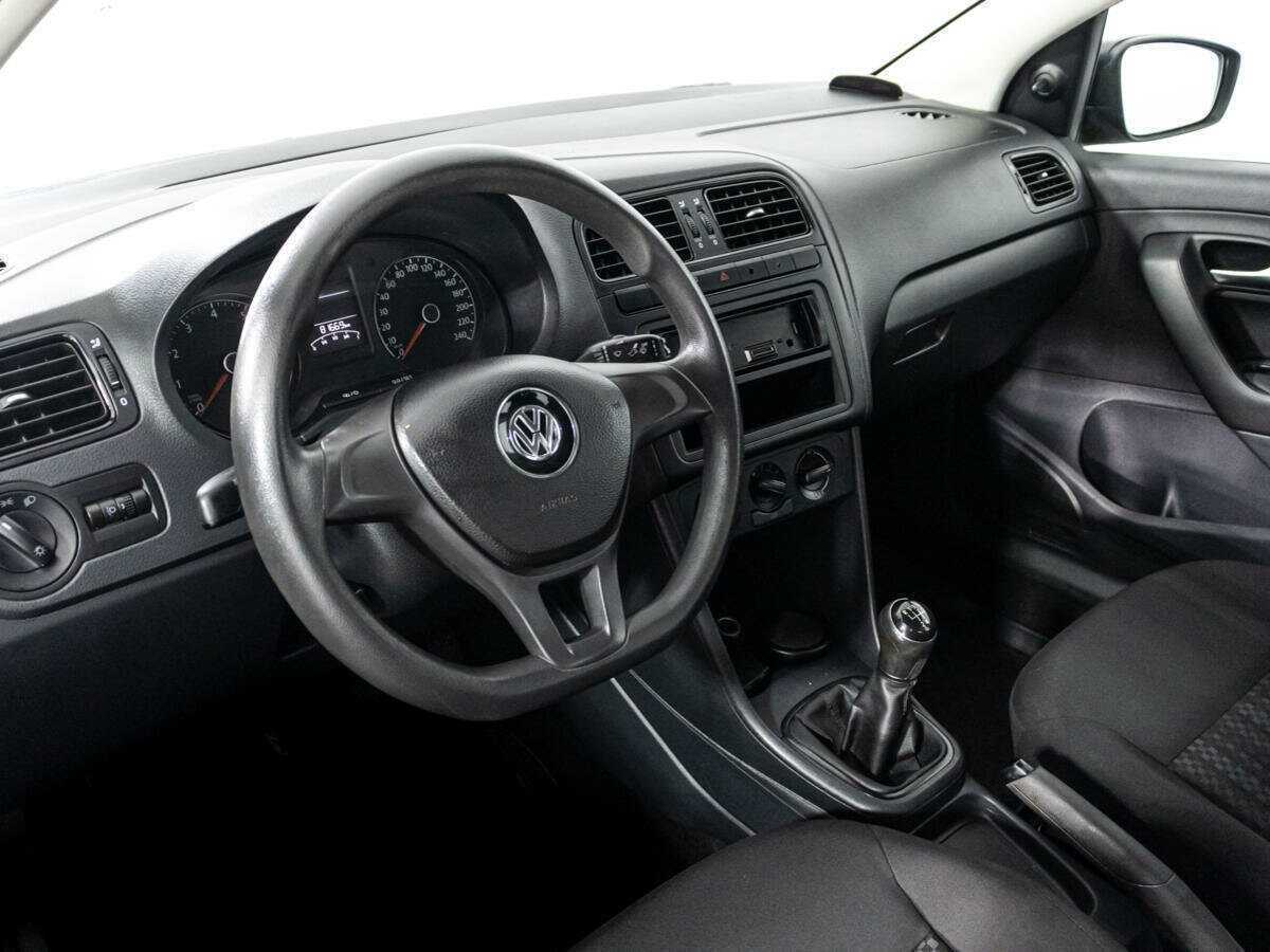 Volkswagen Polo б/у, 2017, Механическая. Фото: #10