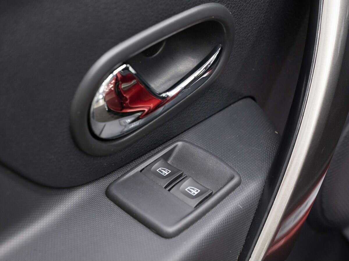 Renault Sandero б/у, 2017, Автоматическая. Фото: #16