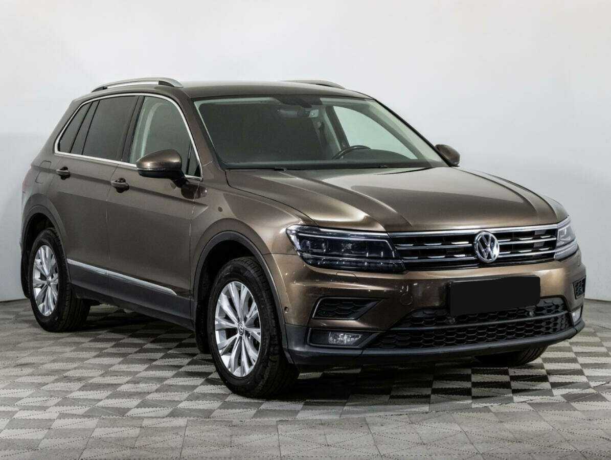 Volkswagen Tiguan б/у, 2017, Роботизированная. Фото: #2