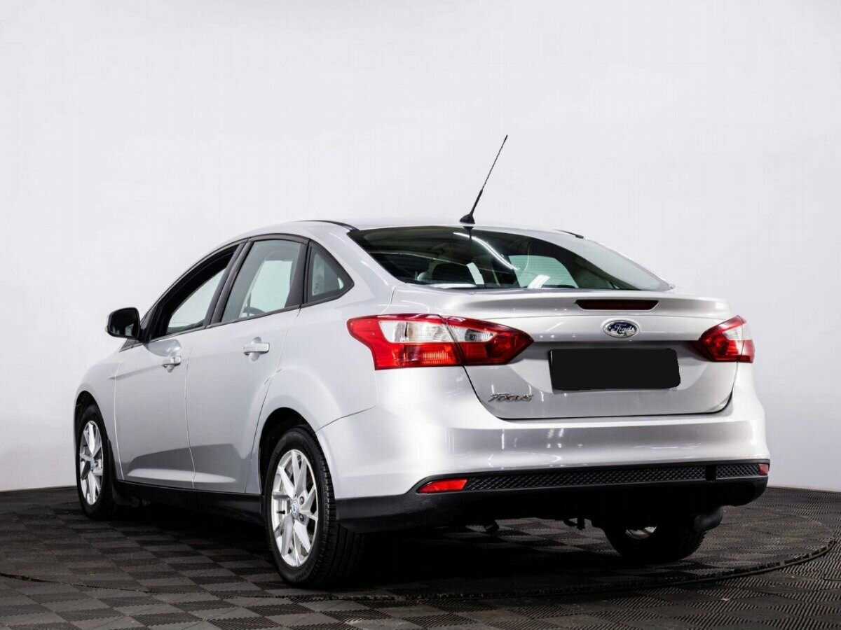 Ford Focus б/у, 2012, Механическая. Фото: #3