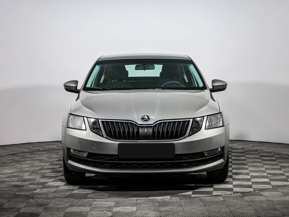 Skoda Octavia б/у, 2018, Механическая. Фото: #1