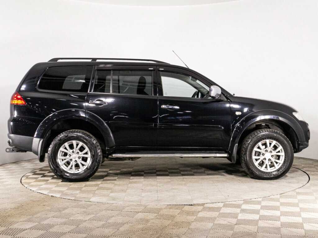 Mitsubishi Pajero Sport б/у, 2014, Автоматическая. Фото: #3