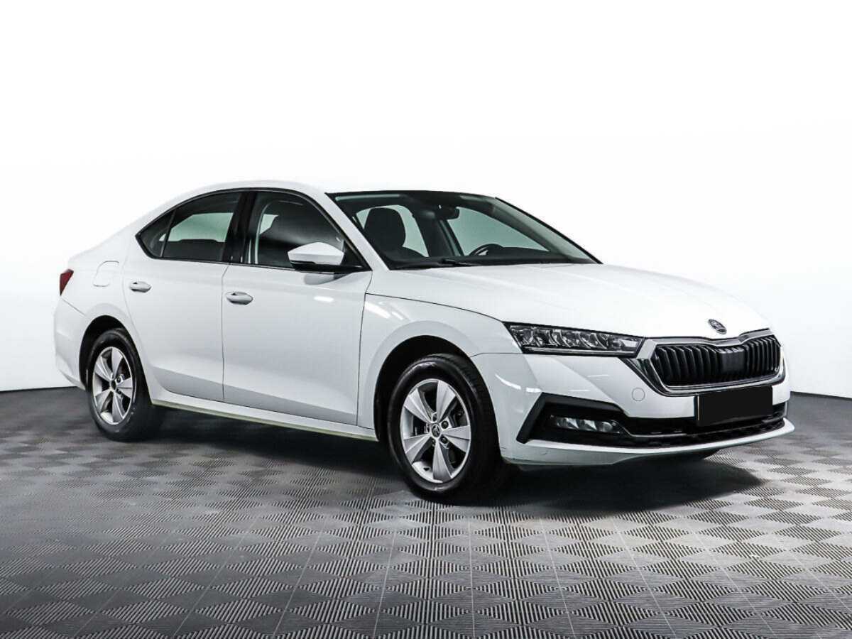 Skoda Octavia б/у, 2021, Автоматическая. Фото: #2
