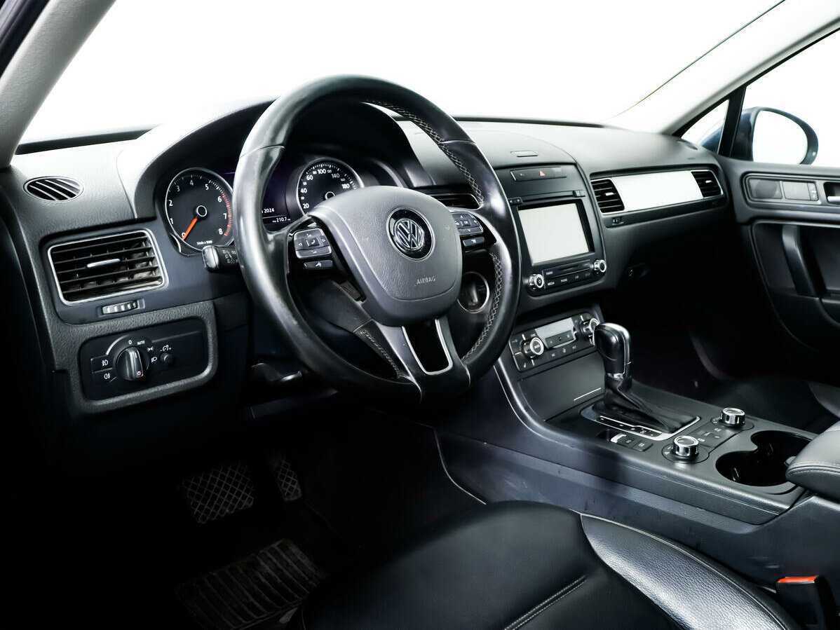 Volkswagen Touareg б/у, 2013, Автоматическая. Фото: #12