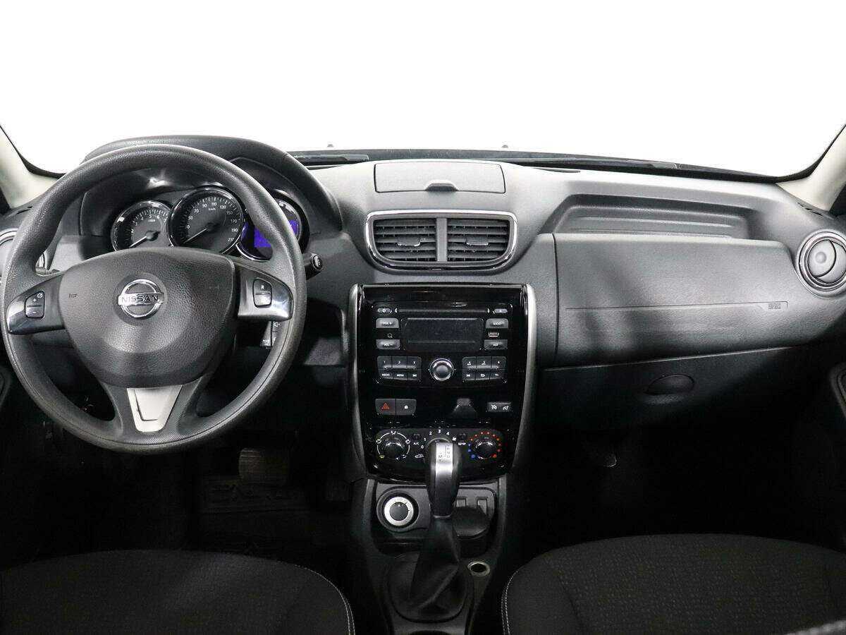 Nissan Terrano б/у, 2017, Автоматическая. Фото: #10