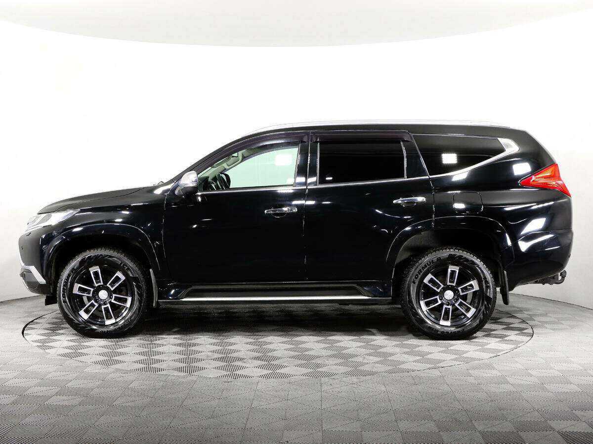 Mitsubishi Pajero Sport б/у, 2017, Автоматическая. Фото: #7
