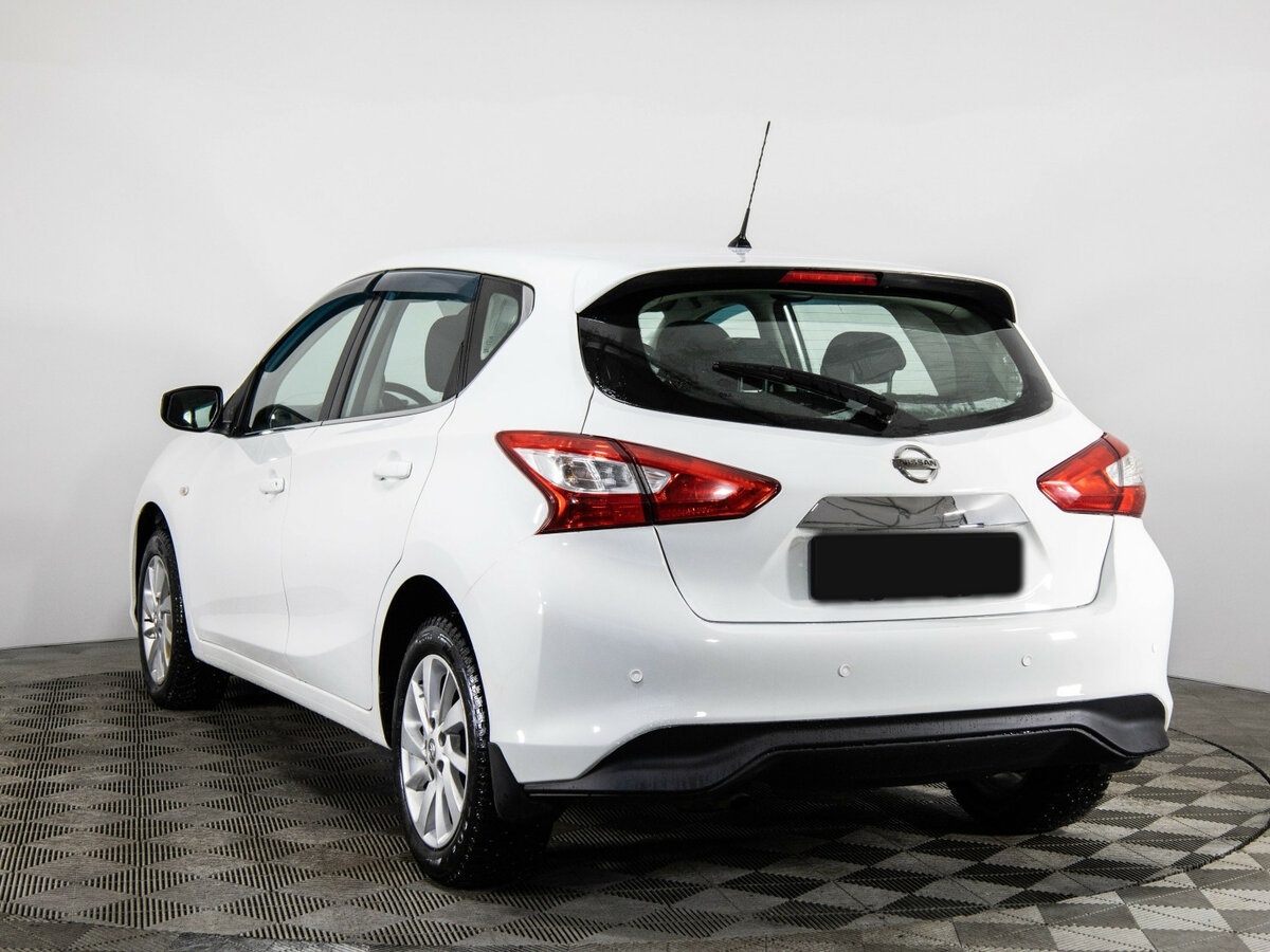 Nissan Tiida б/у, 2015, Вариатор. Фото: #5