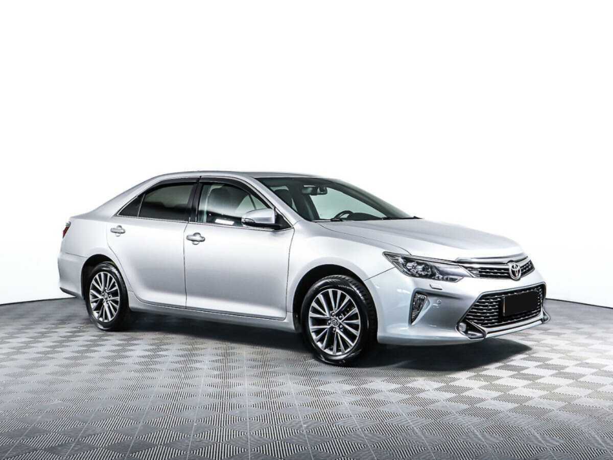 Toyota Camry б/у, 2017, Автоматическая. Фото: #2