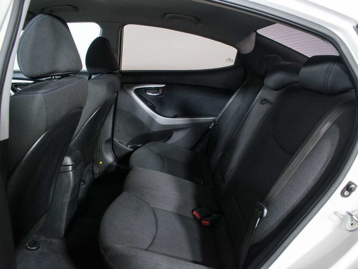 Hyundai Elantra б/у, 2013, Автоматическая. Фото: #9