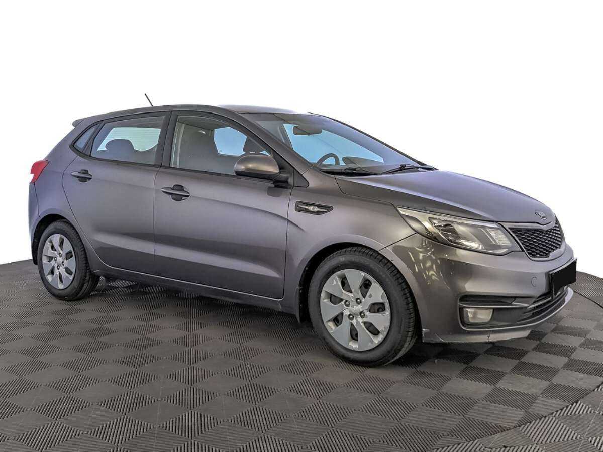 Kia Rio б/у, 2016, Автоматическая. Фото: #2