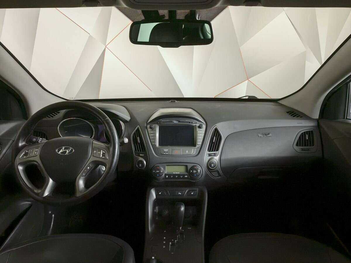 Hyundai ix35 б/у, 2014, Автоматическая. Фото: #9
