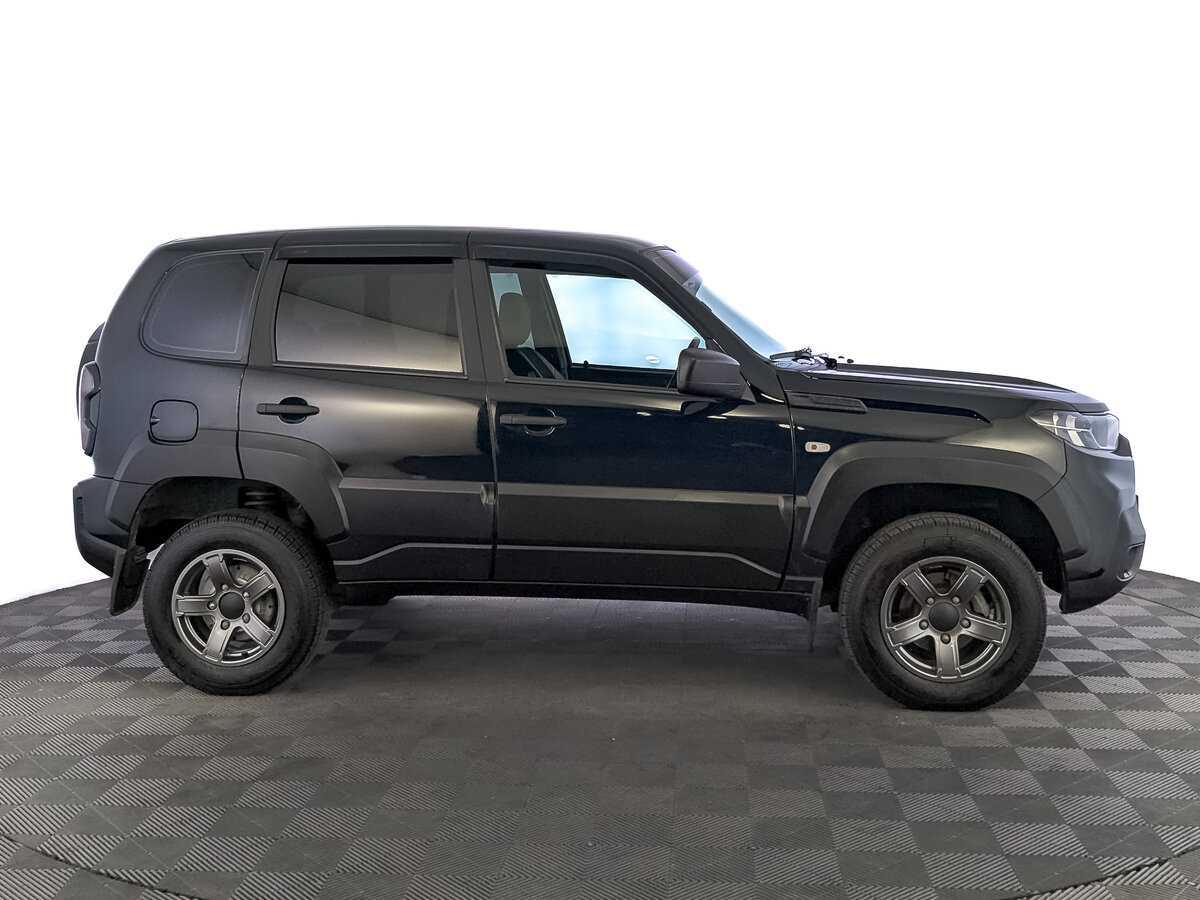 Lada (ВАЗ) Niva б/у, 2023, Механическая. Фото: #3