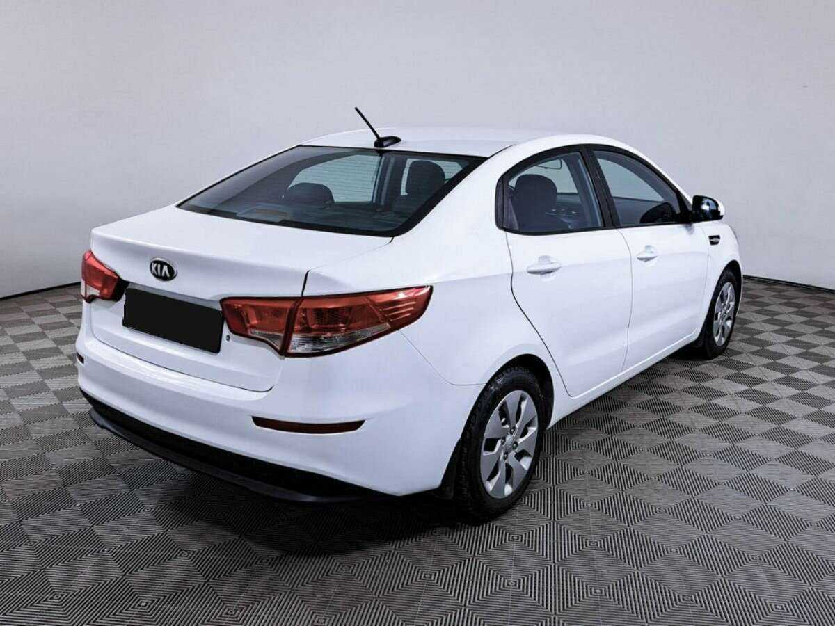 Kia Rio б/у, 2017, Автоматическая. Фото: #4