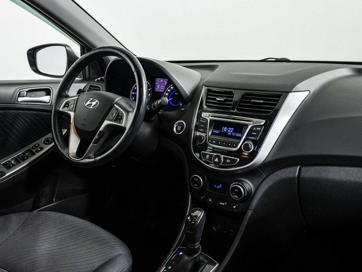 Hyundai Solaris б/у, 2015, Автоматическая. Фото: #8