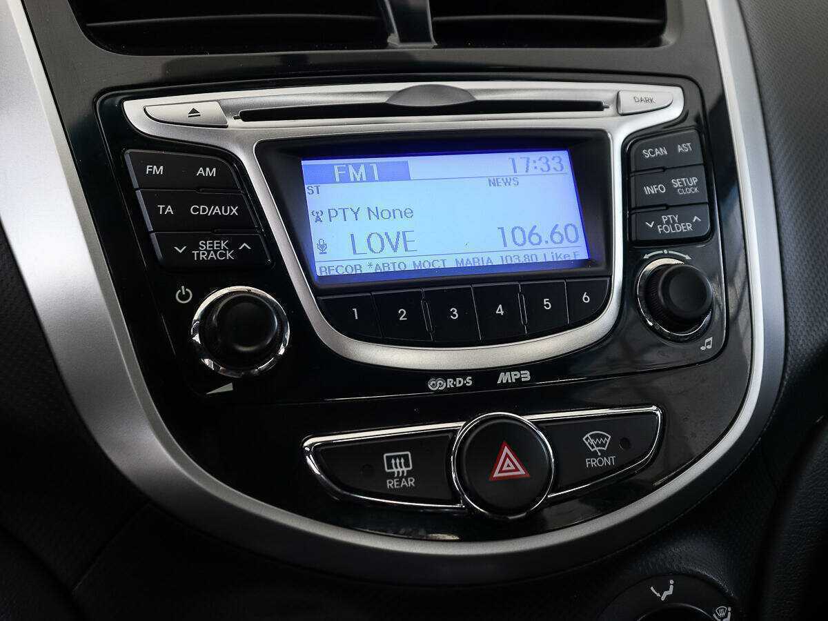 Hyundai Solaris б/у, 2012, Автоматическая. Фото: #14