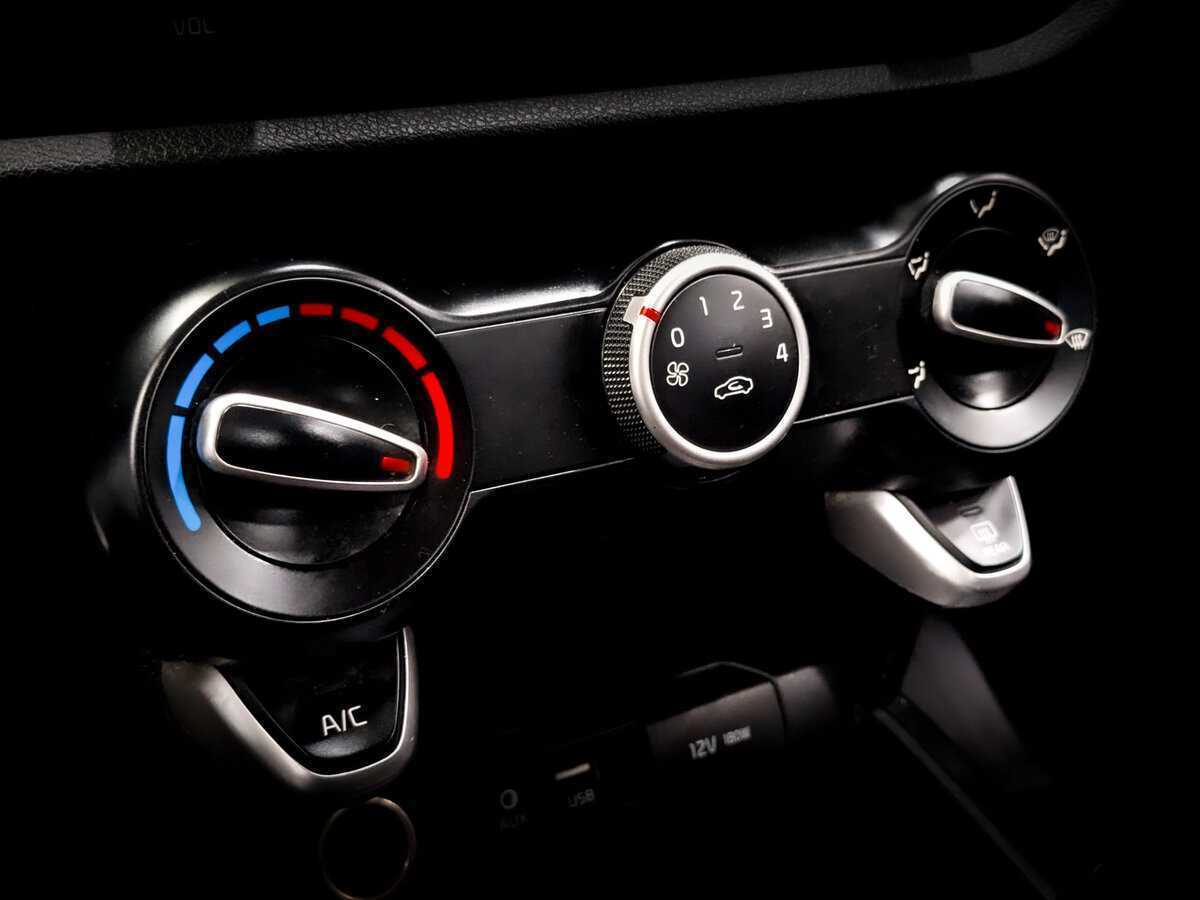 Kia Rio б/у, 2020, Автоматическая. Фото: #24