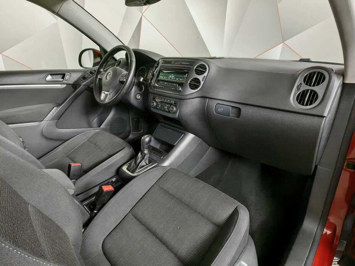 Volkswagen Tiguan б/у, 2012, Автоматическая. Фото: #8