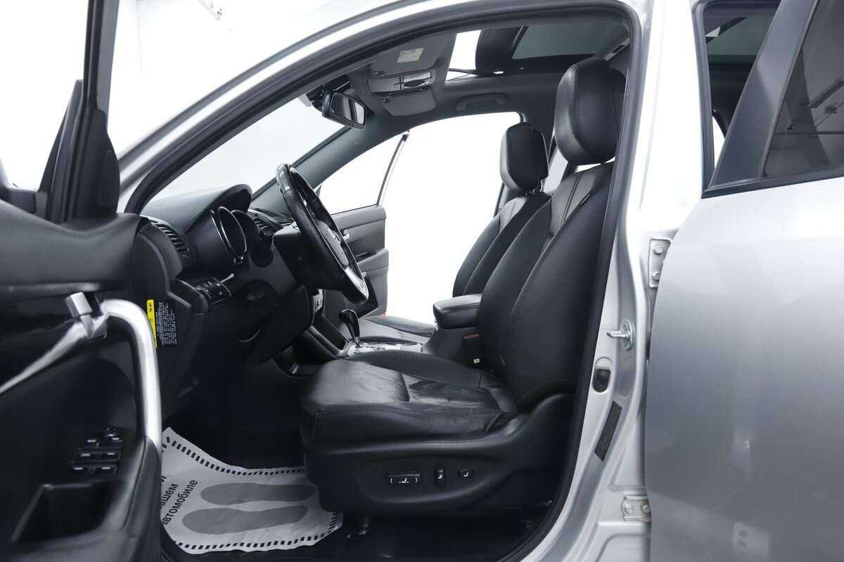 Kia Sorento б/у, 2012, Автоматическая. Фото: #7
