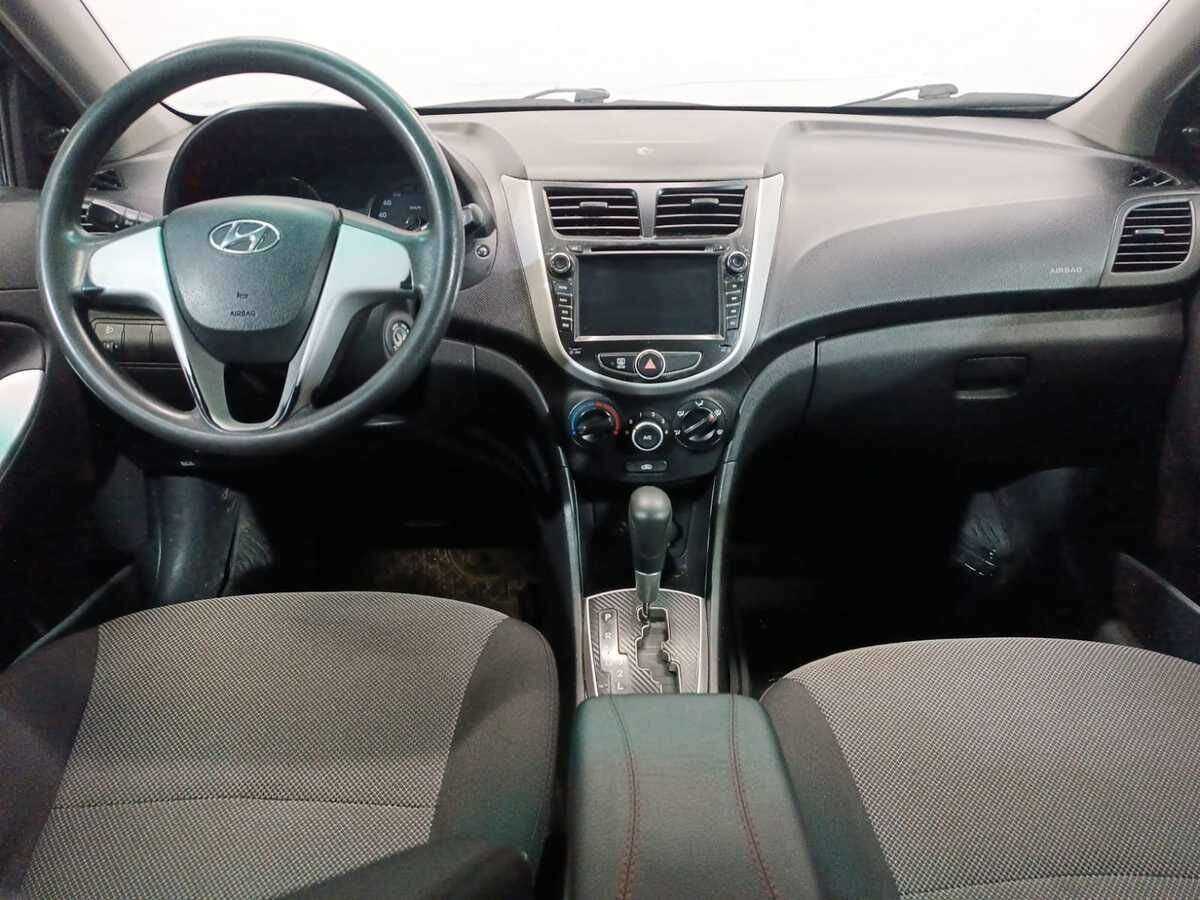 Hyundai Solaris б/у, 2012, Автоматическая. Фото: #8